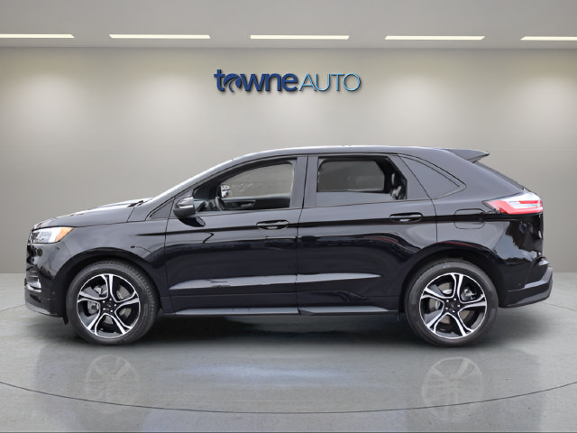 Used 2022 Ford Edge ST w/ Equipment Group 401A AWD/4WD image 2