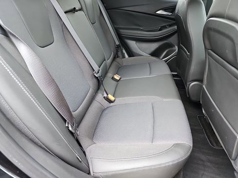 Used 2022 Buick Encore GX Select w/ Sport Touring Package FWD image 18