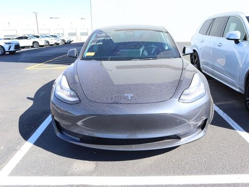 Used 2022 Tesla Model 3 Long Range image 3