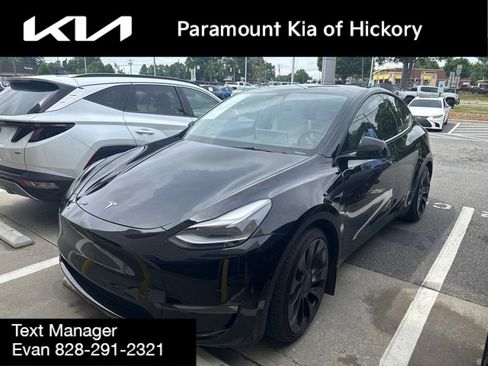 Used 2021 Tesla Model Y Performance AWD/4WD image 3