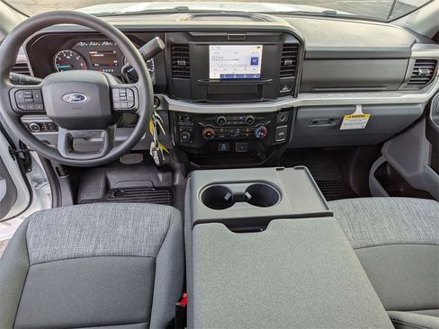 New 2025 Ford F350 XLT image 16