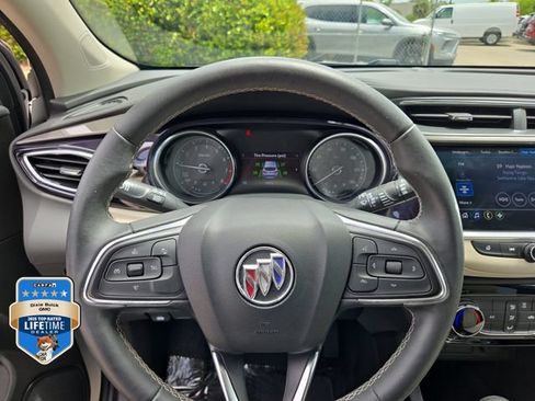 Certified 2023 Buick Encore GX Preferred FWD image 21