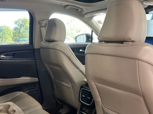 Used 2023 Lincoln Nautilus Reserve w/ Monochromatic Package image 43