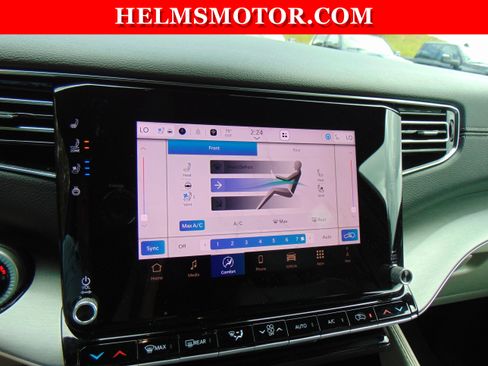 Certified 2025 Jeep Wagoneer 4WD image 24