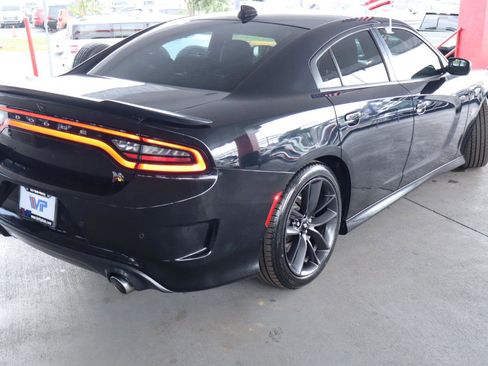 Used 2019 Dodge Charger Scat Pack RWD image 5