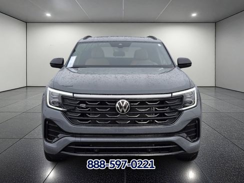 New 2026 Volkswagen Atlas Cross Sport SEL R-Line image 5