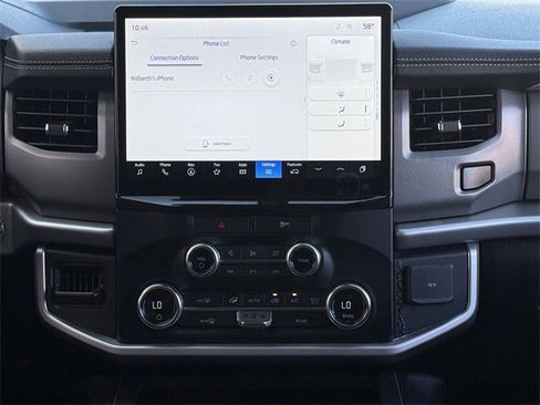 Used 2022 Ford Expedition XLT image 17