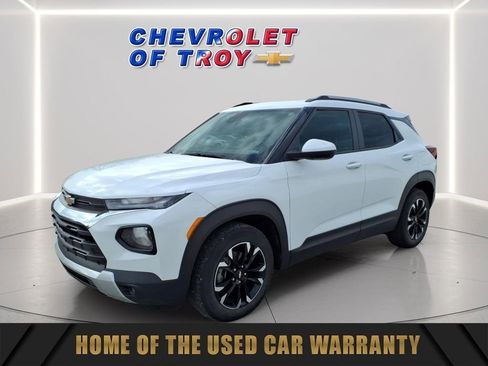 Used 2021 Chevrolet TrailBlazer LT w/ Convenience Package image 4