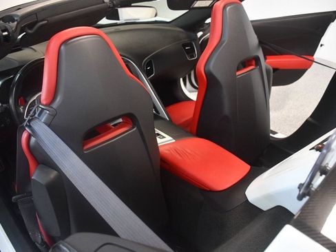Used 2017 Chevrolet Corvette Grand Sport RWD image 38