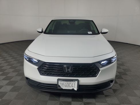 Certified 2024 Honda Accord LX image 9