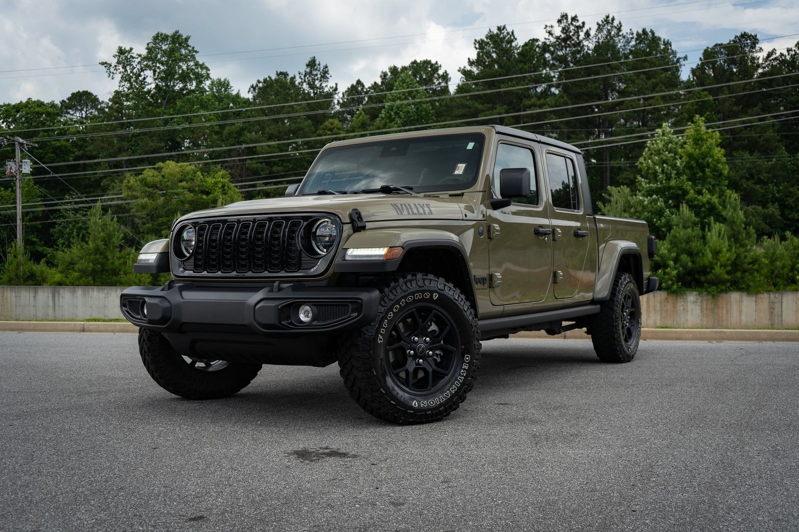 Used 2025 Jeep Gladiator Sport AWD/4WD image 1