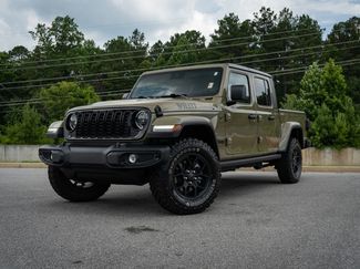 Used 2025 Jeep Gladiator Sport AWD/4WD video 1
