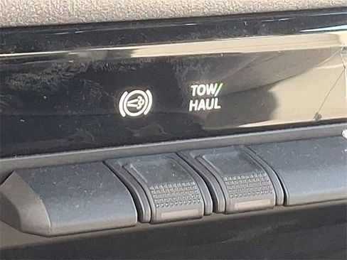 Used 2023 RAM 3500 Tradesman w/ Chrome Appearance Group image 24