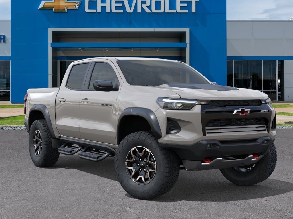 New 2026 Chevrolet Colorado ZR2 w/ Technology Package AWD/4WD image 7