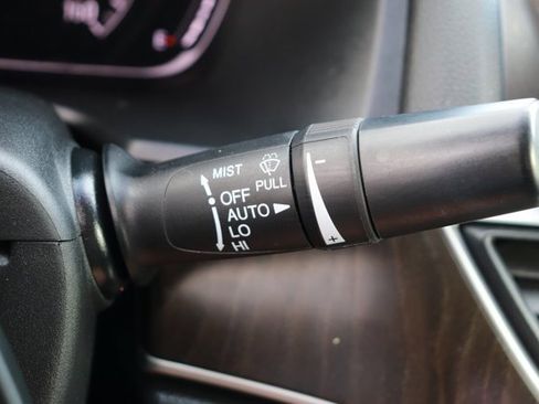 Used 2018 Honda Accord Touring image 24