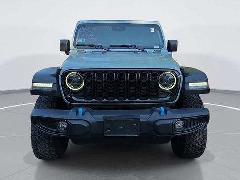 Used 2024 Jeep Wrangler Unlimited AWD/4WD image 9