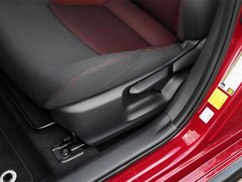 Used 2024 Toyota Corolla SE image 26