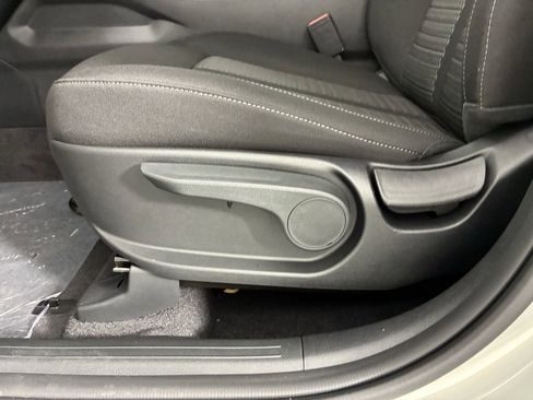 New 2026 Kia Sorento LX image 17