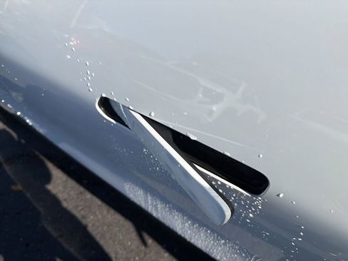 New 2026 Chevrolet Equinox EV LT image 39