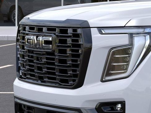 New 2026 GMC Yukon XL Denali Ultimate w/ LPO, Illumination Package AWD/4WD image 37