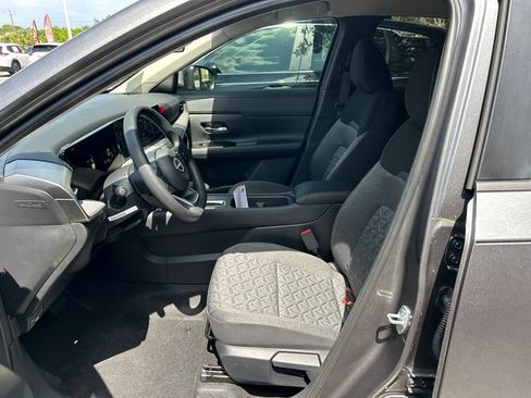New 2026 Nissan Kicks SV FWD image 16
