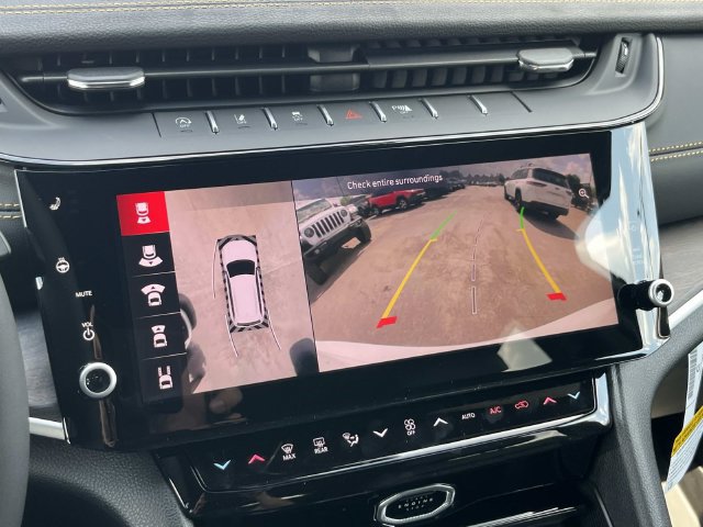 New 2026 Jeep Grand Cherokee Limited AWD/4WD image 28