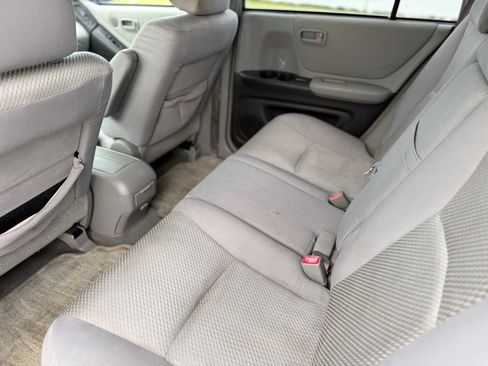 Used 2004 Toyota Highlander 2WD image 15