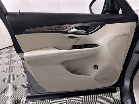 Used 2023 Buick Envision Avenir image 23