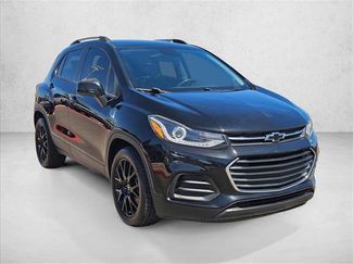 Used 2021 Chevrolet Trax LT w/ Midnight Edition FWD video 3