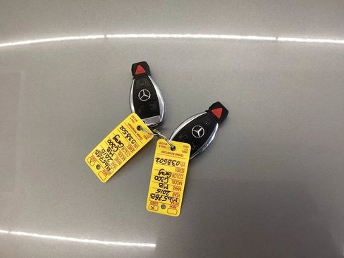 Used 2015 Mercedes-Benz C 300 4MATIC Sedan image 19