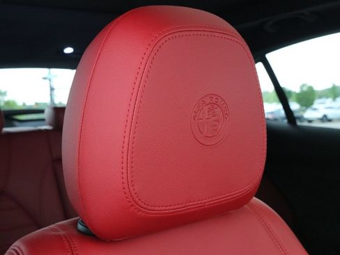 Used 2023 Alfa Romeo Stelvio Sprint AWD/4WD image 50