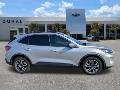 Used 2020 Ford Escape SEL image 3