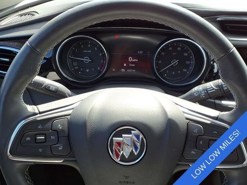 Used 2023 Buick Encore GX Essence w/ Experience Buick Package FWD image 11