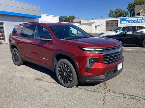 New 2025 Chevrolet Traverse LT w/ Sun and Wheel Package image 1