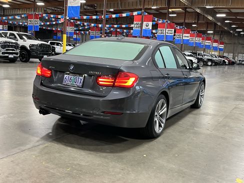 Used 2014 BMW 328i xDrive Sedan AWD/4WD image 5