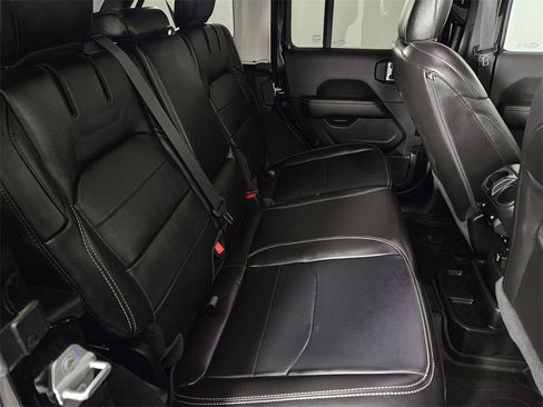 Used 2023 Jeep Wrangler Unlimited Sahara w/ Cold Weather Group image 30