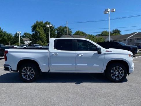 Used 2025 Chevrolet Silverado 1500 RST AWD/4WD image 6