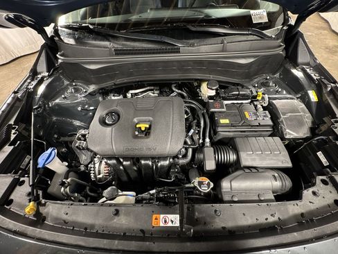 Certified 2025 Kia Seltos S image 31