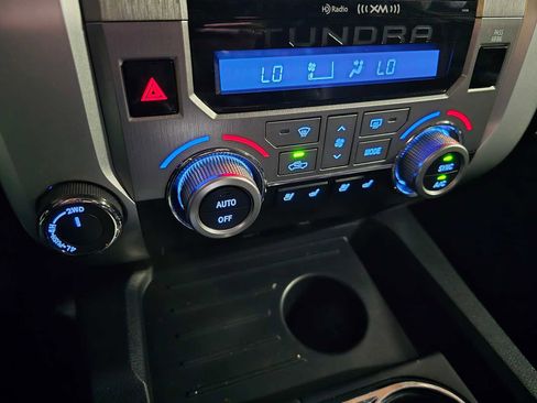 Used 2019 Toyota Tundra Platinum AWD/4WD image 33