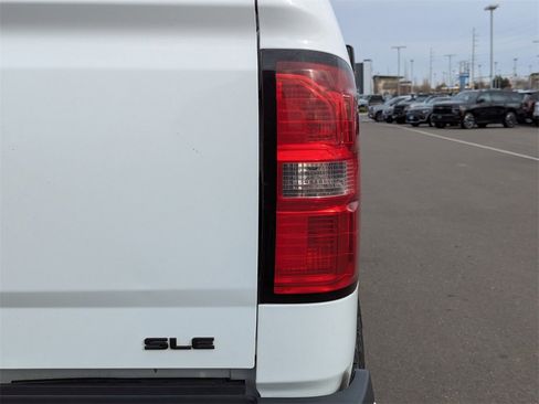 Used 2015 GMC Sierra 3500 SLE image 45