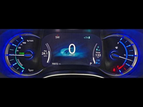 Used 2021 Chrysler Pacifica Touring-L FWD image 71