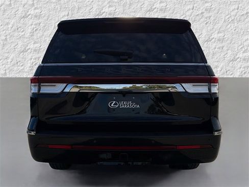 Used 2024 Lincoln Navigator Black Label image 4