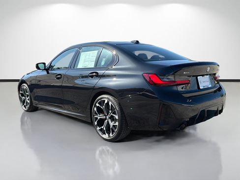 New 2026 BMW 330i xDrive Sedan w/ M Sport Package AWD/4WD image 5