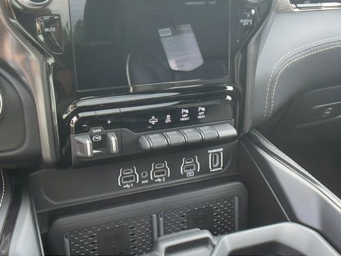 New 2026 RAM 1500 Limited image 30