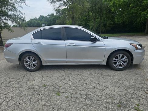 Used 2012 Honda Accord LX image 4
