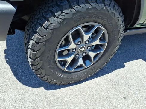 Certified 2023 Ford Bronco Badlands AWD/4WD image 13