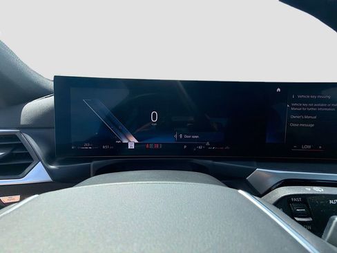 Used 2024 BMW 330i xDrive Sedan w/ Convenience Package image 38