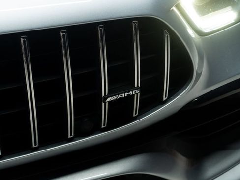 Used 2022 Mercedes-Benz AMG GT 43 image 5