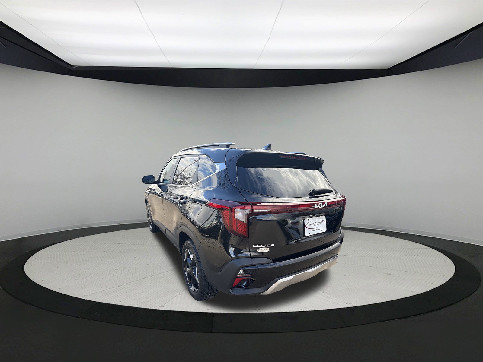 Used 2026 Kia Seltos EX AWD/4WD image 5