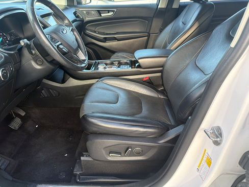Used 2019 Ford Edge Titanium w/ Equipment Group 301A FWD image 12
